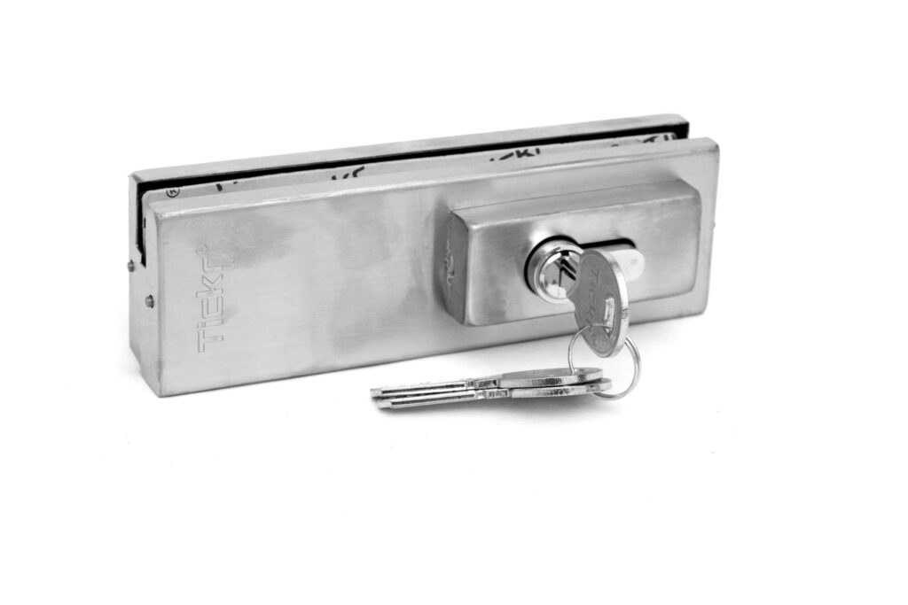 Tickr Tch-8407 Bottom Lock Patch — Tickr Overseas